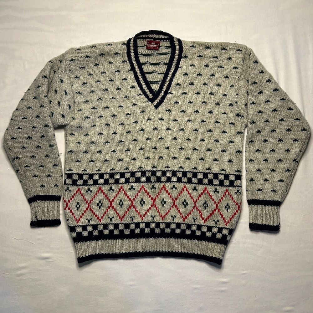 Vintage Nordstrom 100% Shetland Virgin Wool V-Neck Sweater Men’s XL Tall Holiday